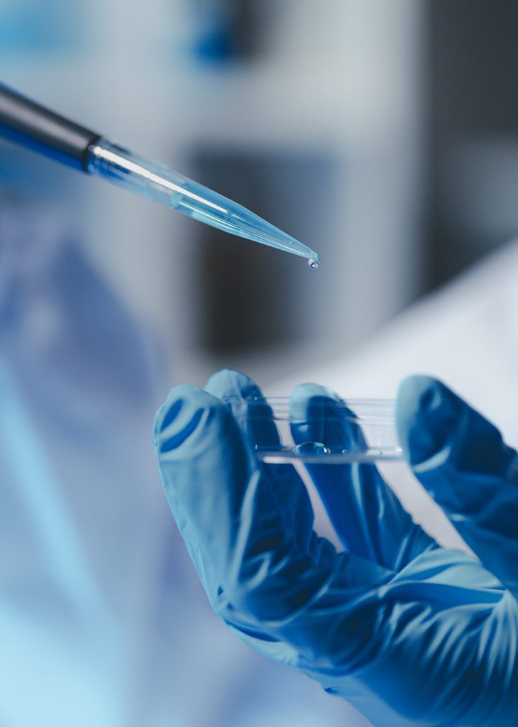 young-scientists-in-sterile-clothing-and-safety-go-2025-01-16-21-57-33-utc_bear_DS